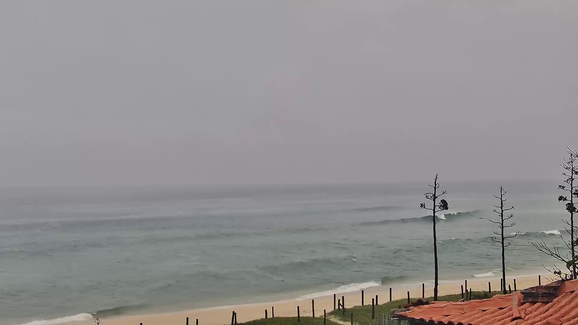 Latest snapshot from the Itaúna, Saquarema 2 cam